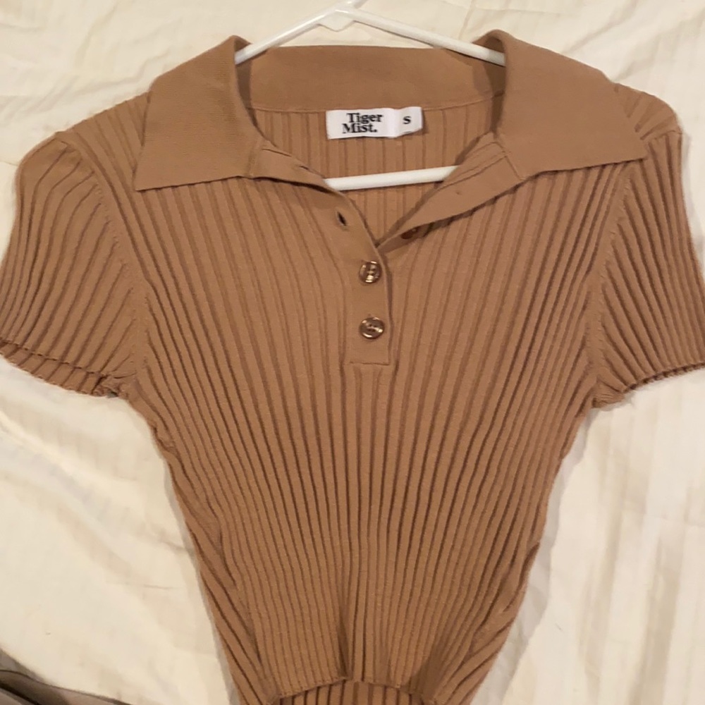Cute tigermist polo top small